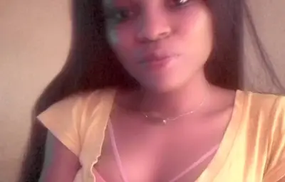 Ngono neige almeda Rosalinda