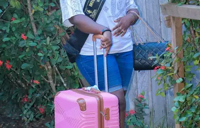 Akamba Monique Cabrelle