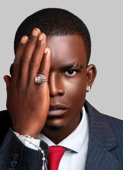 OKAPELLA la main noir