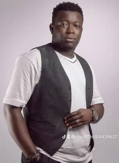 Gedeon Mbia le Communicateur