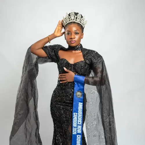 NANFACK ngatsi DOLIE blanche