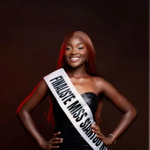 Ngah Bodo claire Chloe