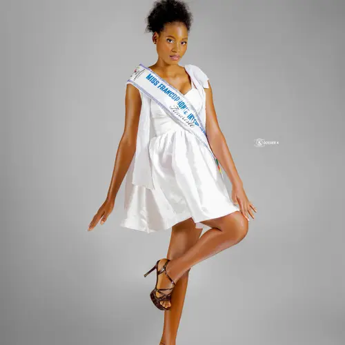Inès Abadoma