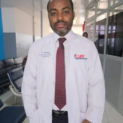 Dr Tambekou Tchatchuang Paul urich