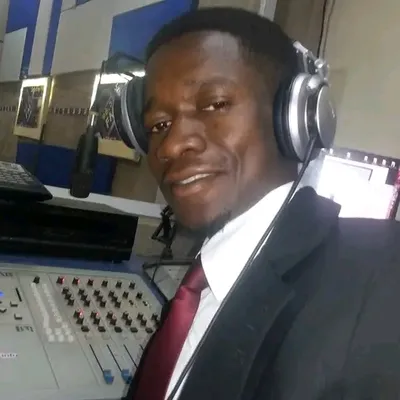 BEBI BONI (MAGIC FM)