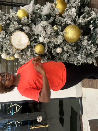 Noora flore, Lewe tounkam