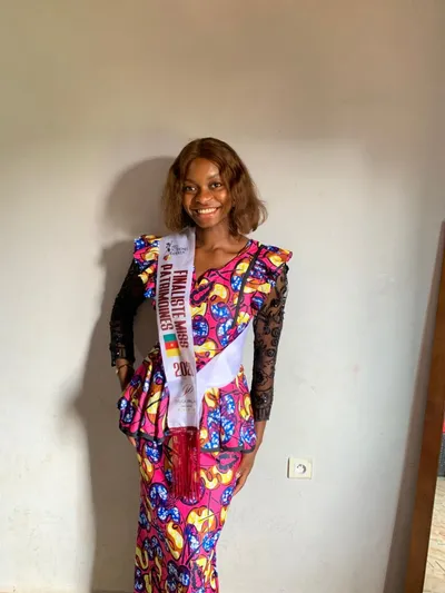 MASSOKE NOLLA ALICE BLONDE