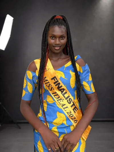 AME YAMAGAI HÉLÈNE  