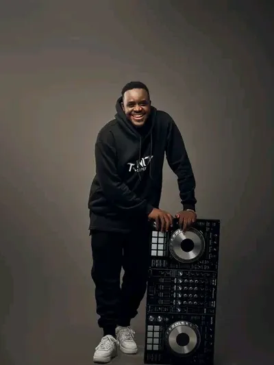 Dj PERES