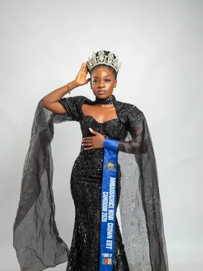 NANFACK ngatsi DOLIE blanche