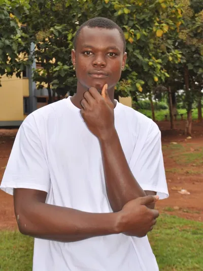 Mbufung  Samuel Tah 