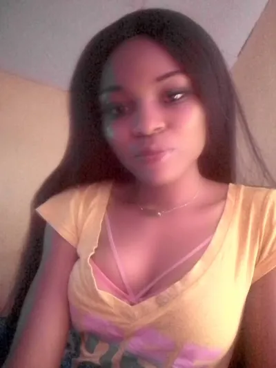 Ngono neige almeda Rosalinda