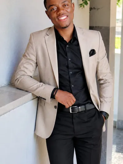  Ekomo   Bertrand mesmet  