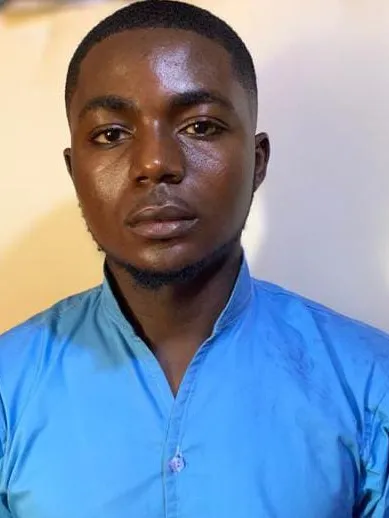 Je suis Jordan talla 1,70 et promoteur de (Wopistyle).