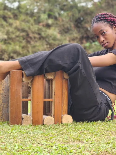 LAURAINE NOAH 