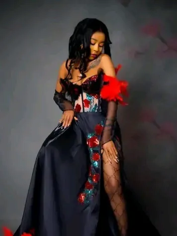 Cyndi B