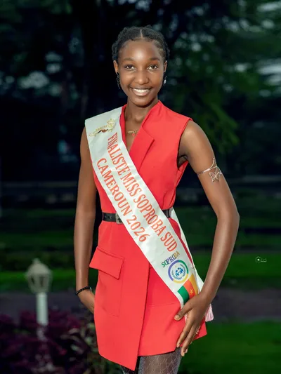 Carla NDZANA, âgée de 18 ans, mesurant 1,75cm et pesant 62kg.