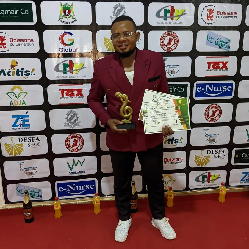 Prix Best Artiste Tradi-moderne Fang Zone Cameroun